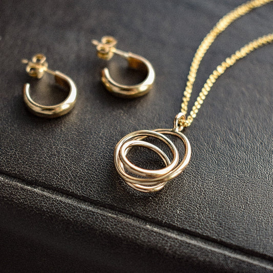 14k Gold Filled Wrap Circle Charm Necklace