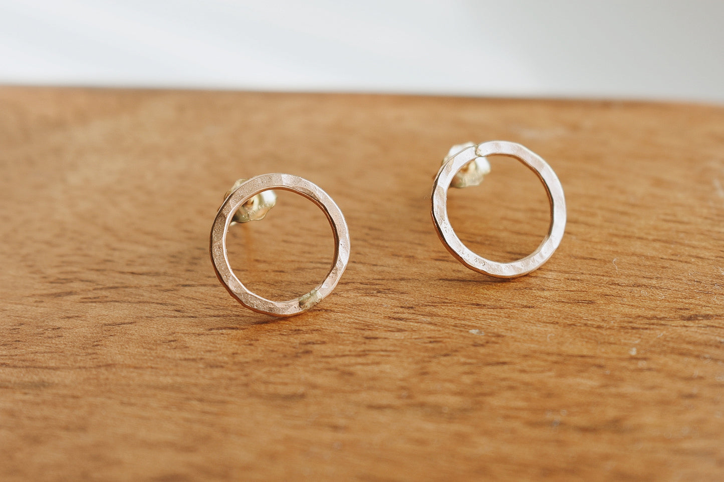 14k Gold Fill Circle Stud Earrings